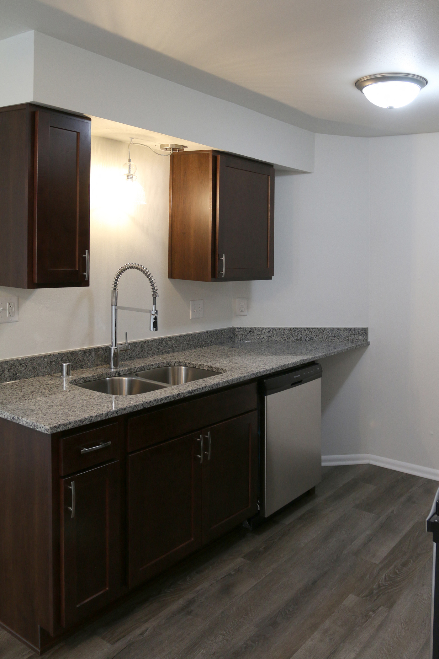 2 Bed Kitchen Sink and Dishwasher